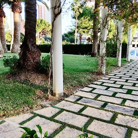 <1 Min Beach, Sea Views, Ac, Wifi, Pool, 3xtennis Apartment *