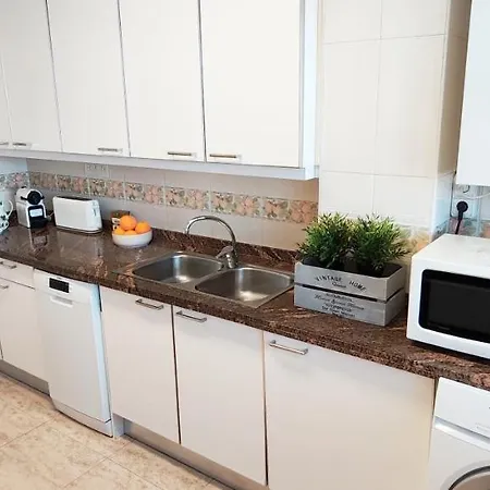 Apartment <1 Min Beach, Sea Views, Ac, Wifi, Pool, 3xtennis Alicante