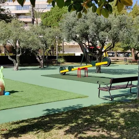<1 Min Beach, Sea Views, Ac, Wifi, Pool, 3xtennis Appartement Alicante